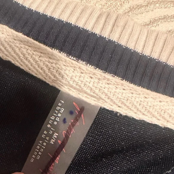 FP Movement navy Jersey💎💎 - Picture 9 of 9